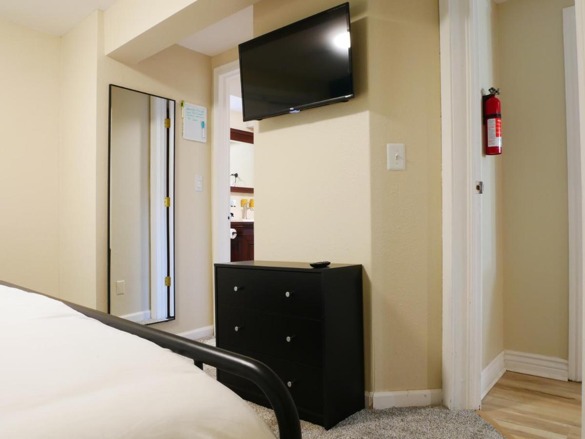 Private Basement, Bath, Living Area In Morrison Apartment Ngoại thất bức ảnh